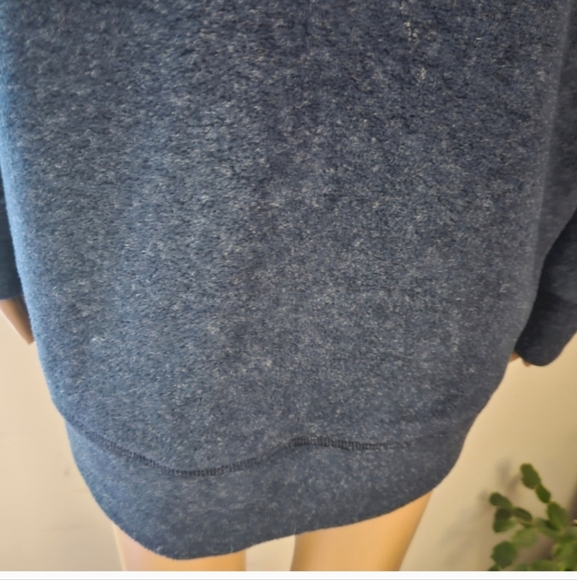 New Balance hoodie Large blue fleece sweatshirt - Picture 9 of 13